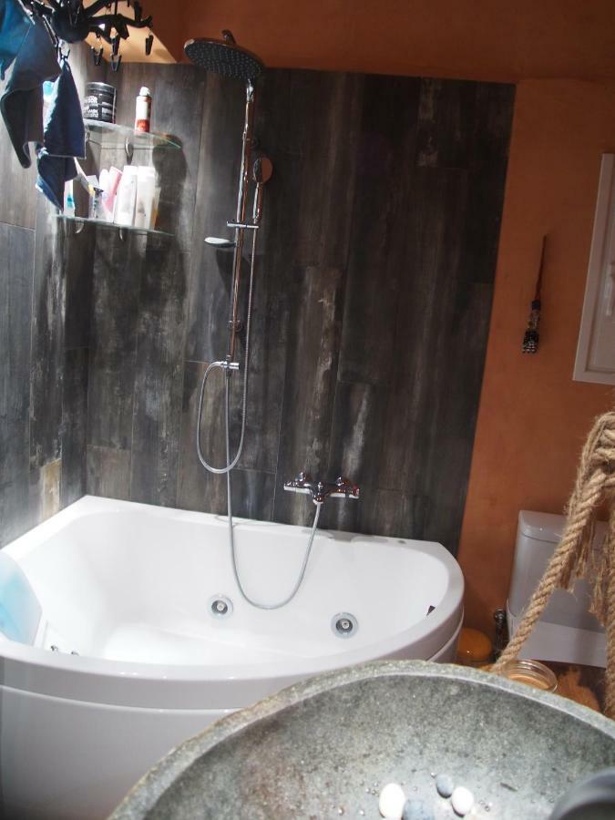 Style And Comfort 8 Min From Acropolis Museum By Yha Athènes Extérieur photo